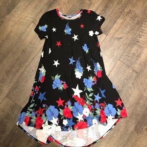 Lularoe Carly size L black red blue & white stars
